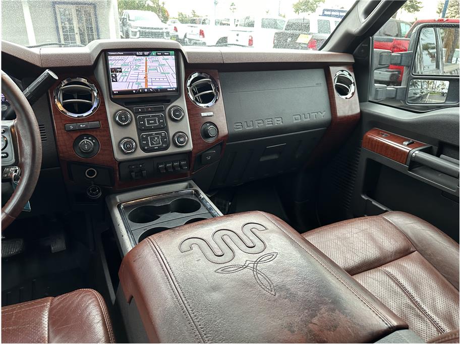 2013 Ford F250 Super Duty Crew Cab KING RANCH 4X4 NAV BACK UP CAM CLEAN