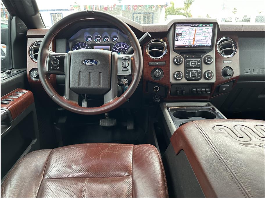 2013 Ford F250 Super Duty Crew Cab KING RANCH 4X4 NAV BACK UP CAM CLEAN