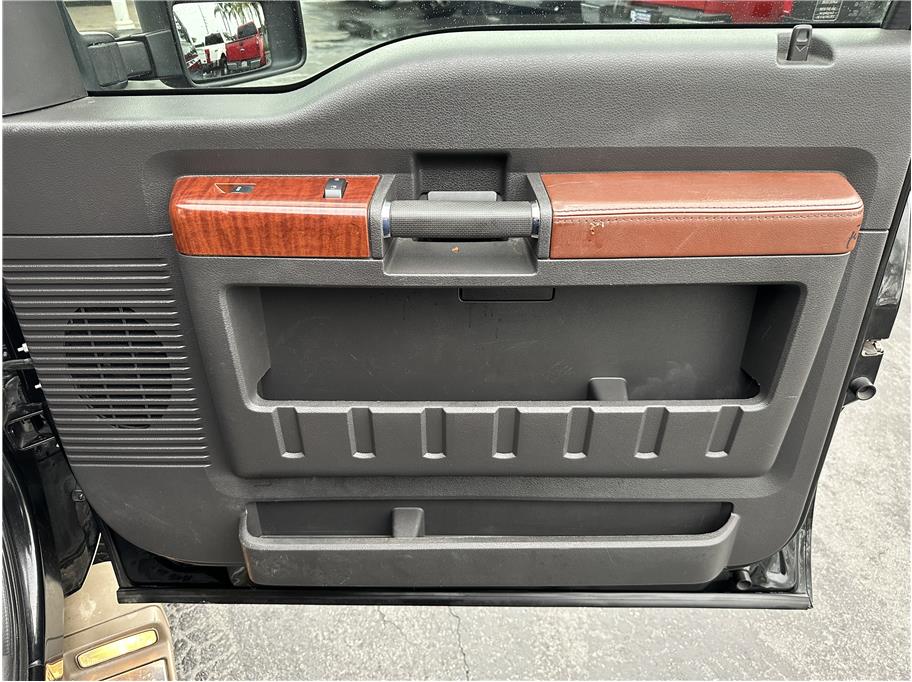 2013 Ford F250 Super Duty Crew Cab KING RANCH 4X4 NAV BACK UP CAM CLEAN