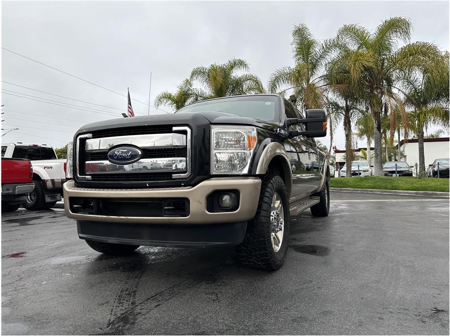 2013 Ford F250 Super Duty Crew Cab KING RANCH 4X4 NAV BACK UP CAM CLEAN