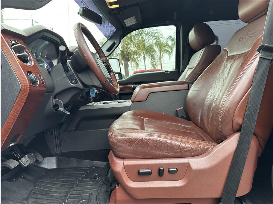 2013 Ford F250 Super Duty Crew Cab KING RANCH 4X4 NAV BACK UP CAM CLEAN