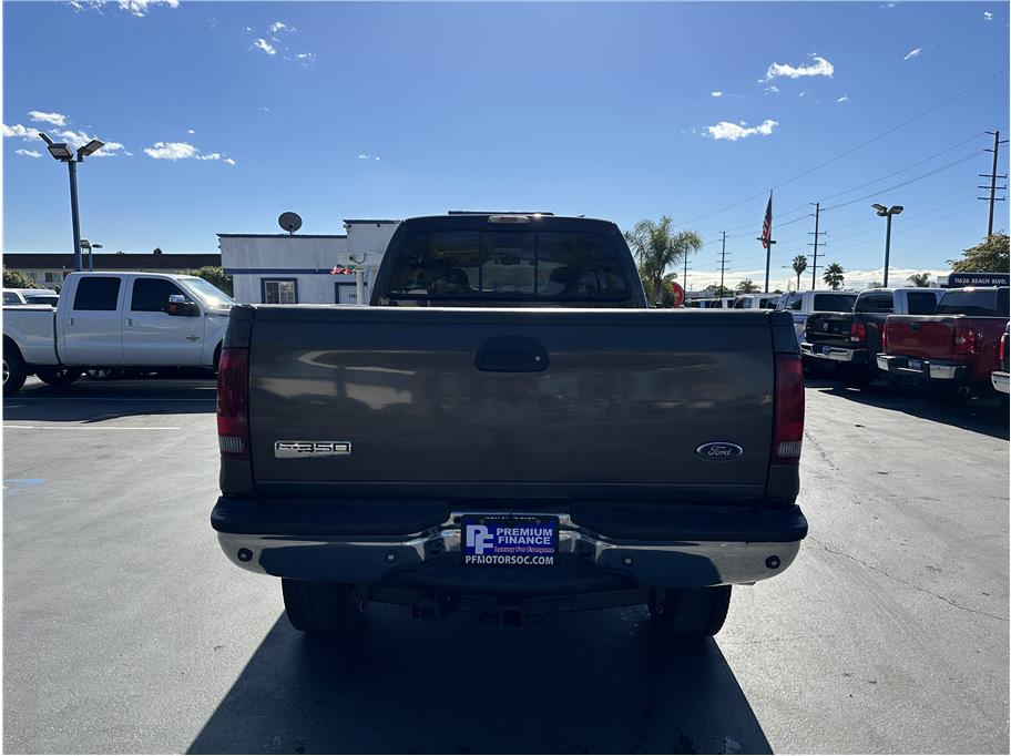 2006 Ford F350 Super Duty Crew Cab LARIAT LONG BED 4X4 DIESEL LOW MILES CLEAN