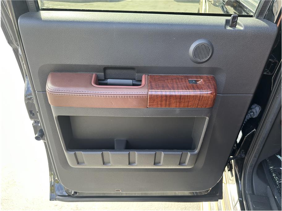 2012 Ford F250 Super Duty Crew Cab KING RANCH 4X4 BACK UP CAM CAMPER SHELL CLEAN