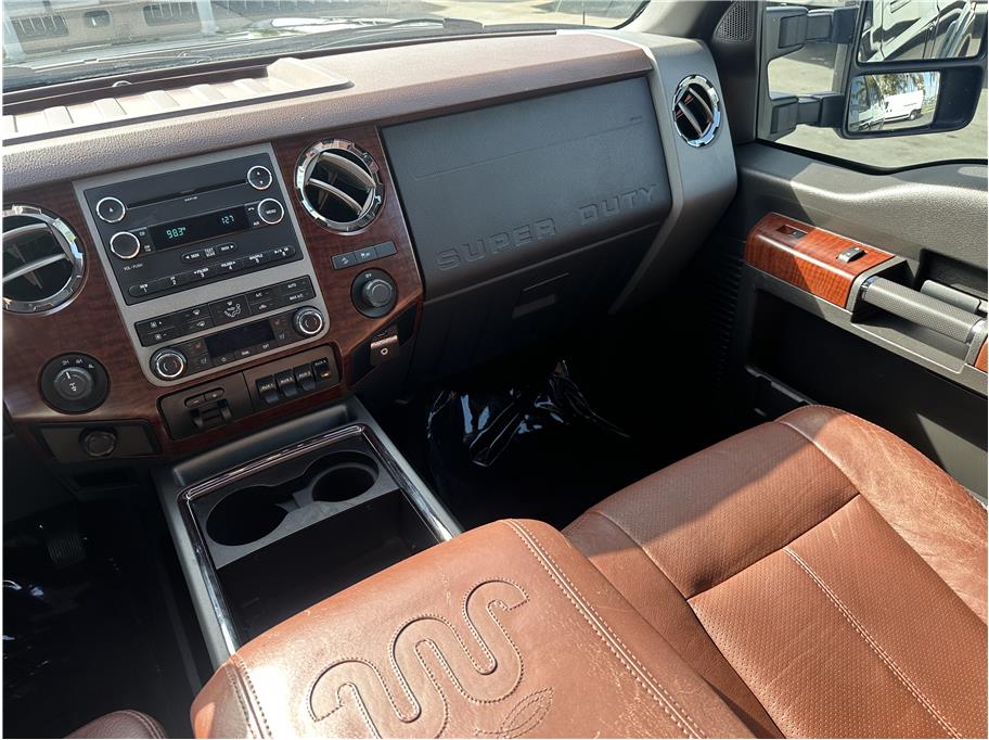 2012 Ford F250 Super Duty Crew Cab KING RANCH 4X4 BACK UP CAM CAMPER SHELL CLEAN