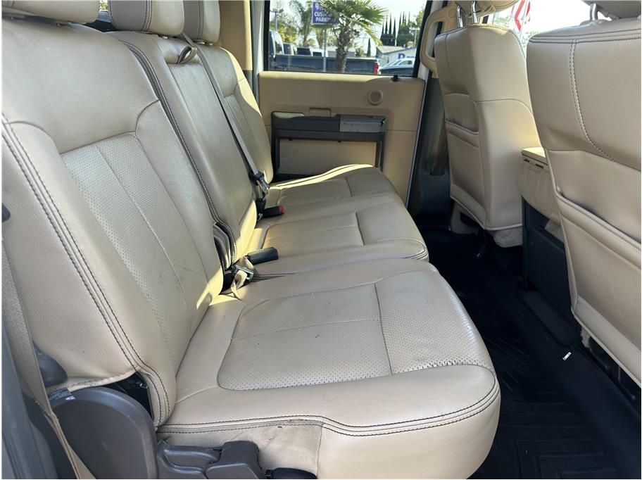 2013 Ford F250 Super Duty Crew Cab LARIAT FX4 4X4 DIESEL NAV BACK UP CAM 1OWNER