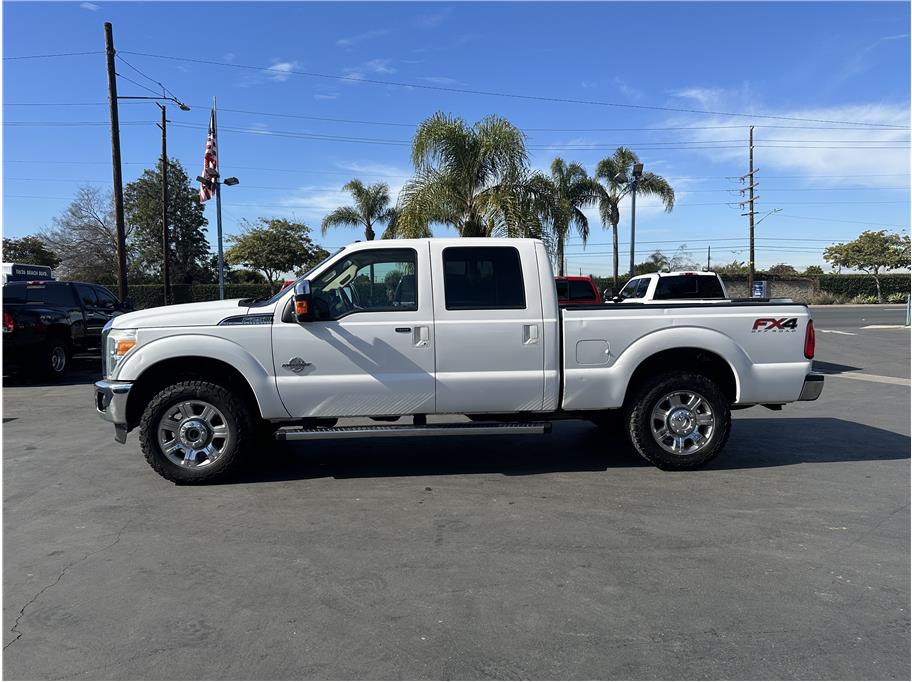 2013 Ford F250 Super Duty Crew Cab LARIAT FX4 4X4 DIESEL NAV BACK UP CAM 1OWNER