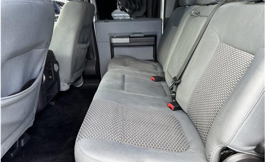 2014 Ford F250 Super Duty Crew Cab XLT 4X4 DIESEL 6.7L SUPER CLEAN