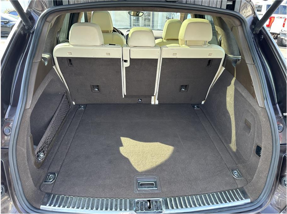 2015 Porsche Cayenne TURBO AWD NAV BACK UP CAM CLEAN