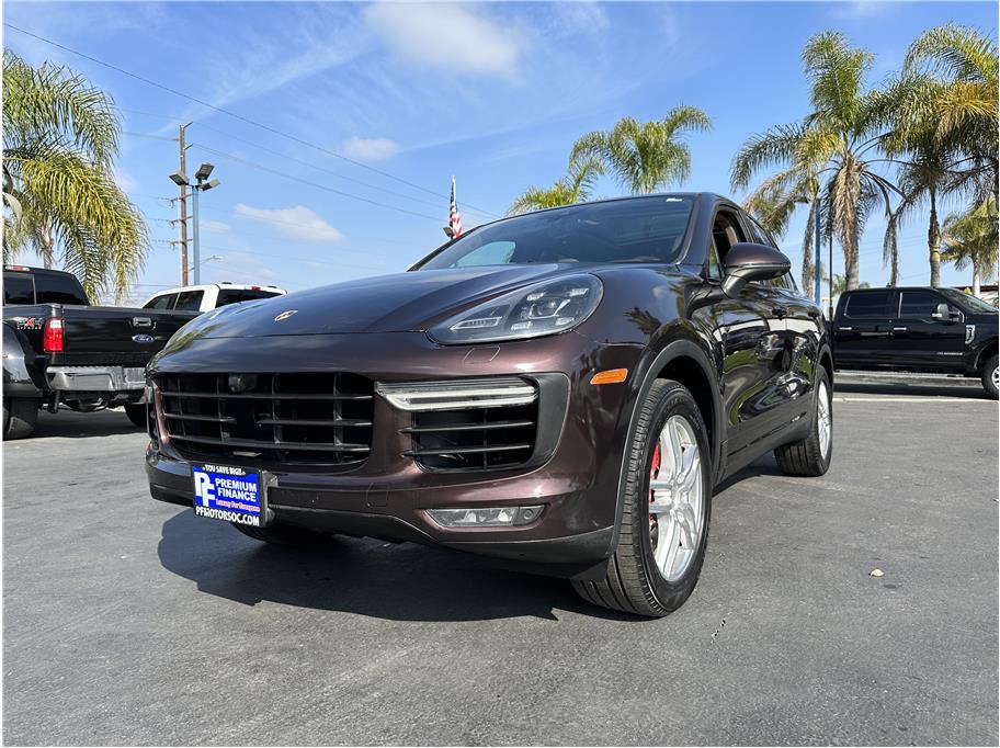 2015 Porsche Cayenne TURBO AWD NAV BACK UP CAM CLEAN