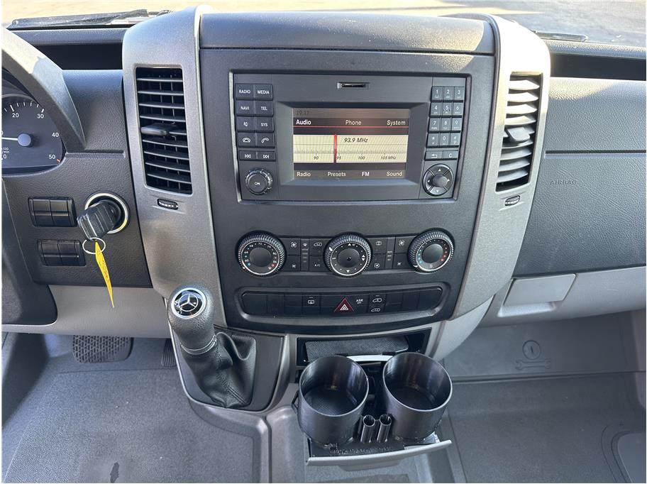 2015 Mercedes-benz Sprinter 2500 Passenger STANDAR ROOF W/144 DIESEL 12 PASSENGER