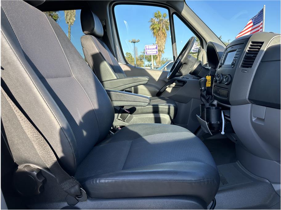 2015 Mercedes-benz Sprinter 2500 Passenger STANDAR ROOF W/144 DIESEL 12 PASSENGER